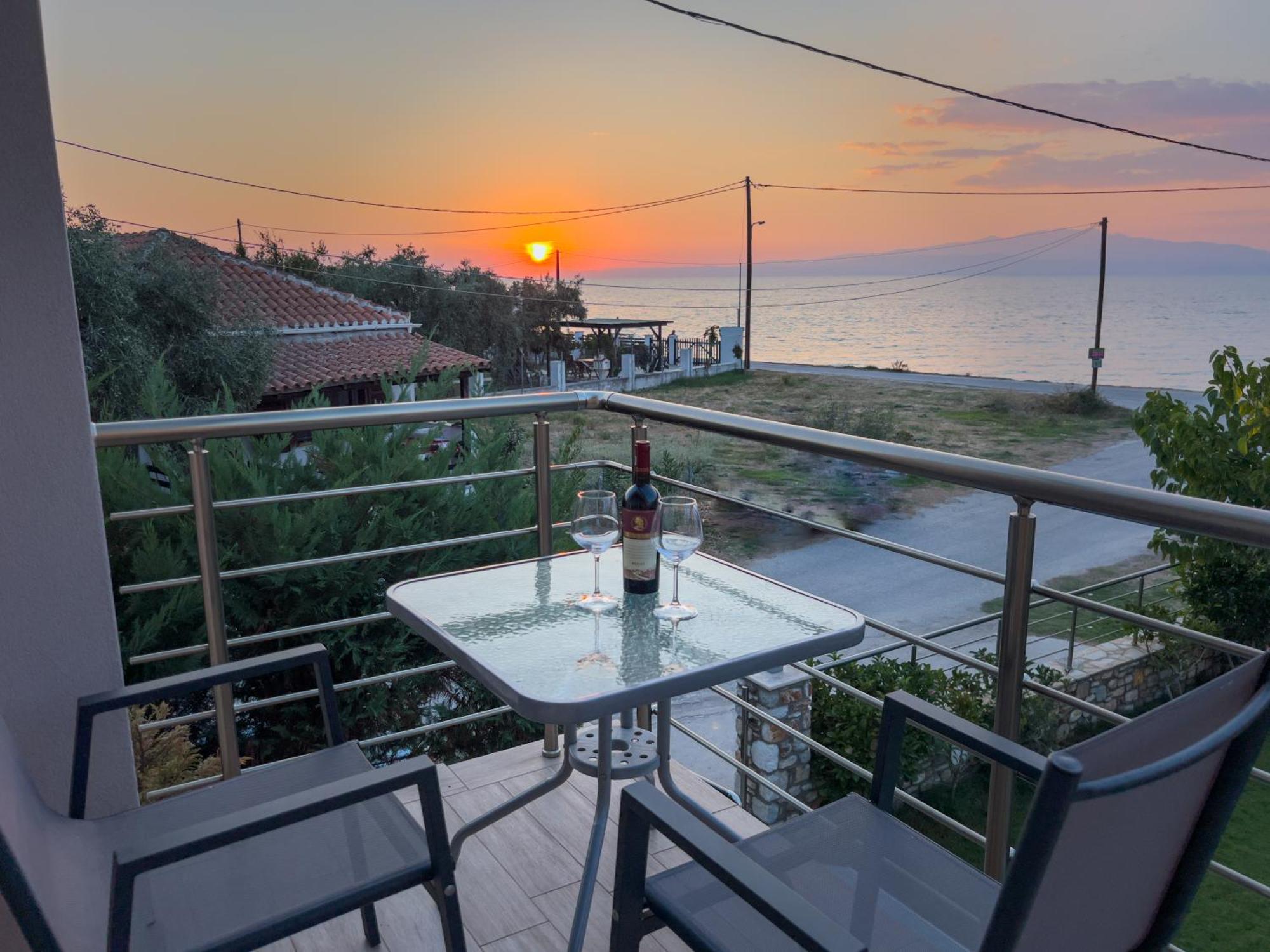 Yalos Beach Maisonettes Skala Sotiros Exteriér fotografie